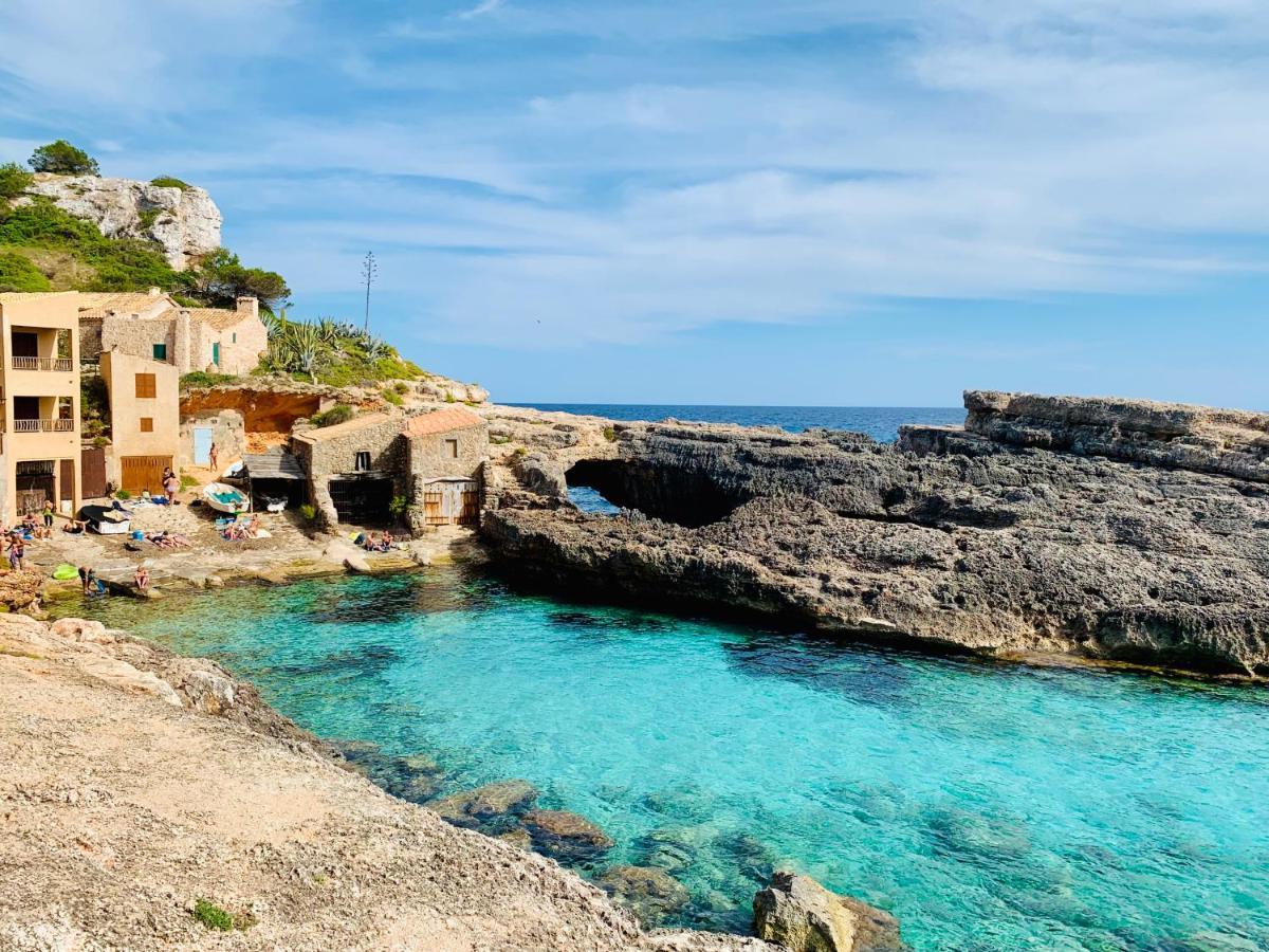 Hostal Cala Llombards Dış mekan fotoğraf