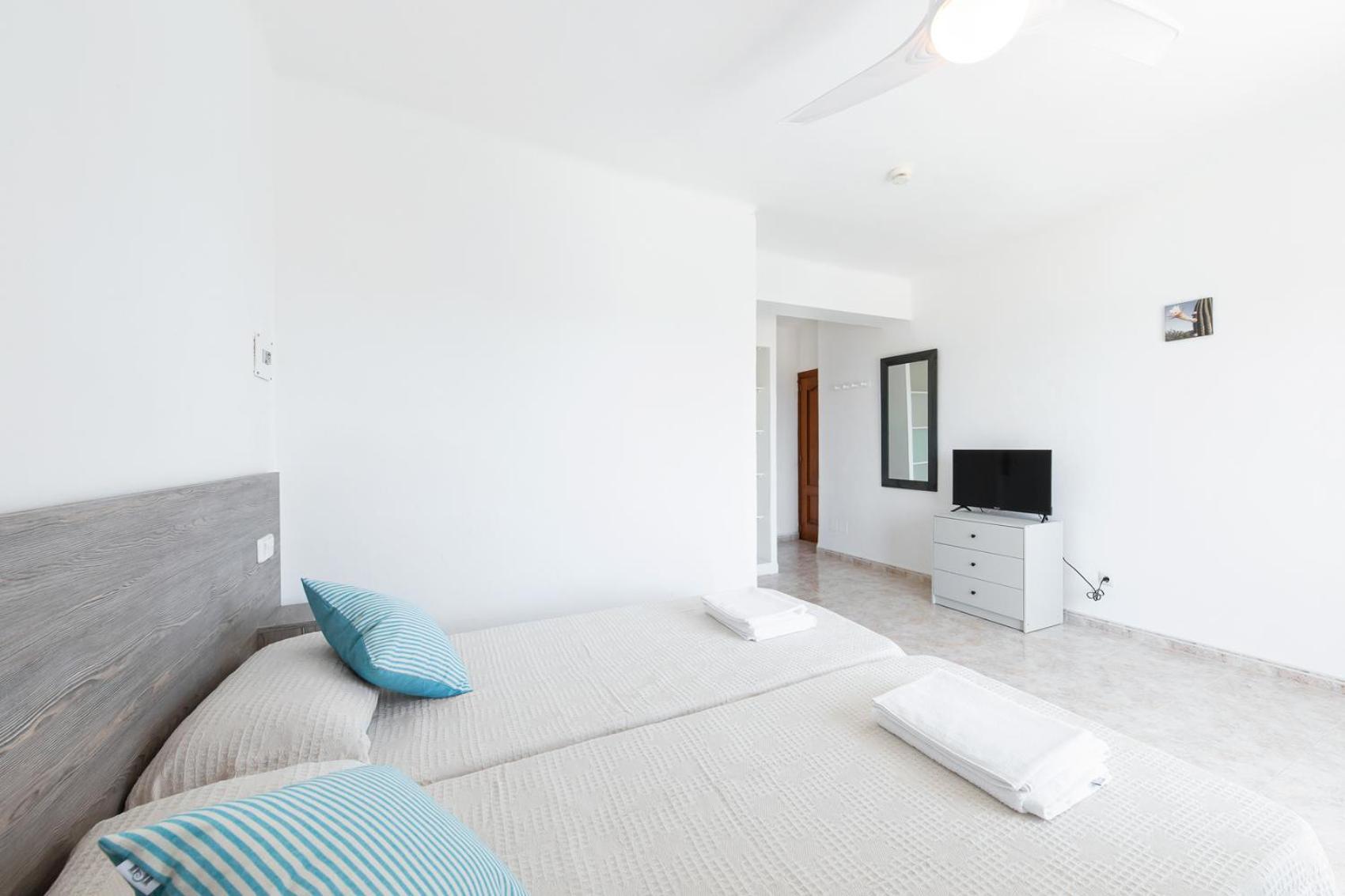 Hostal Cala Llombards Dış mekan fotoğraf