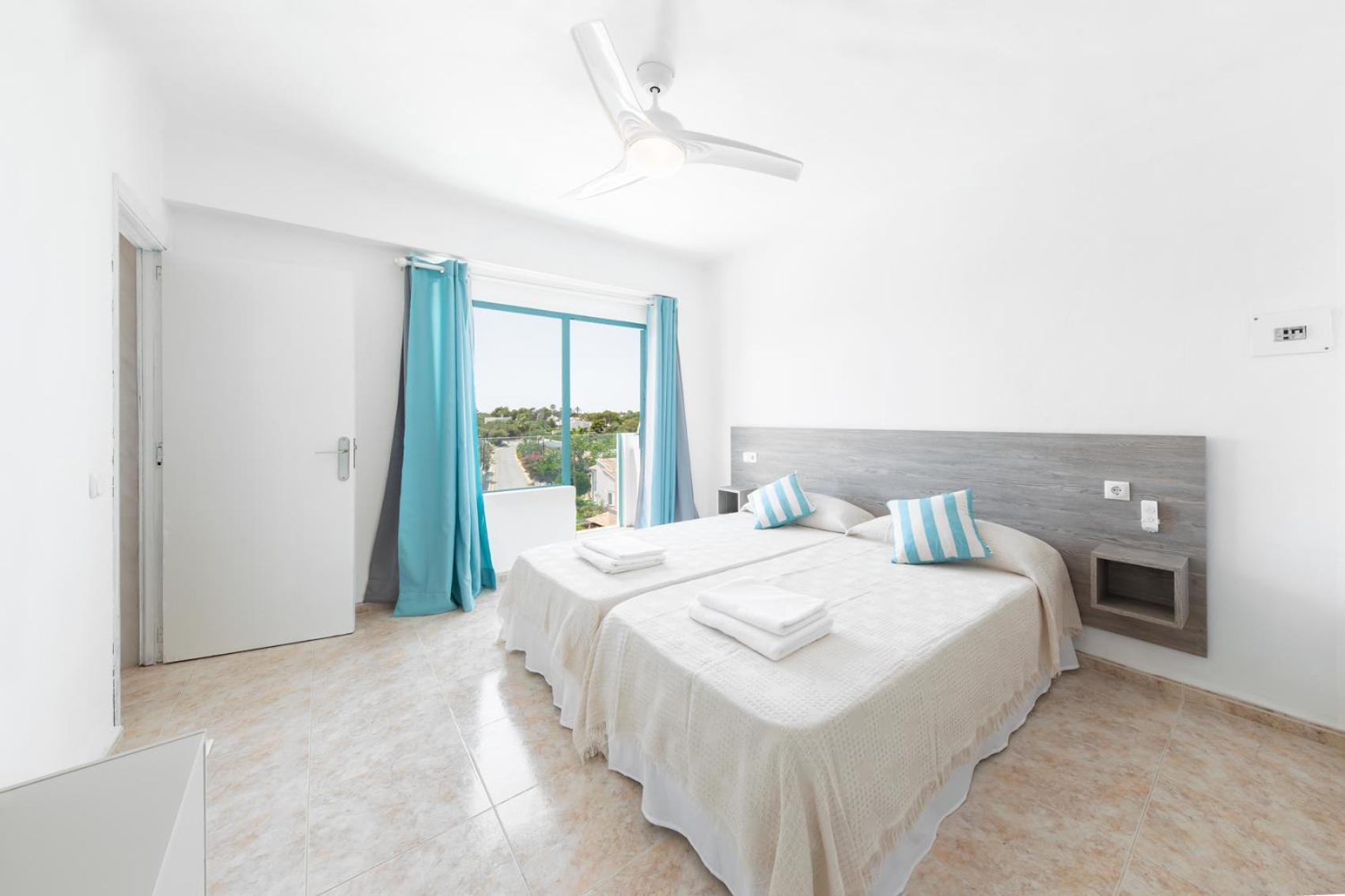 Hostal Cala Llombards Dış mekan fotoğraf
